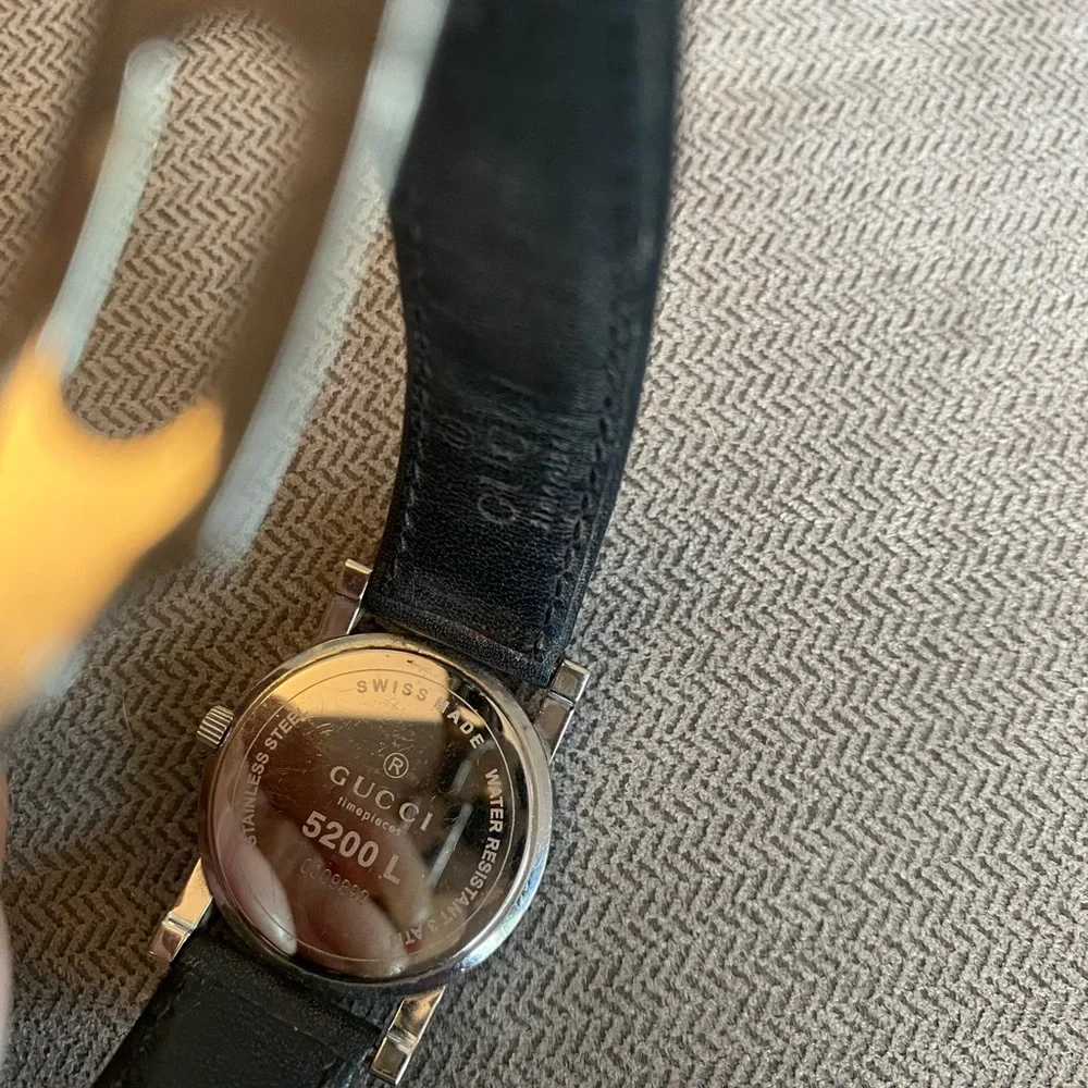 Gucci vintage stainless steel authentic watch. - Picture 8 of 8